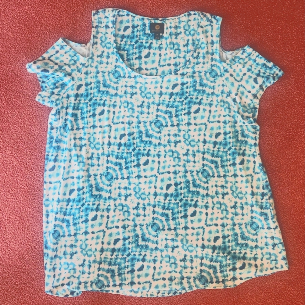 New, stunning tropical turquoise/white woman's top